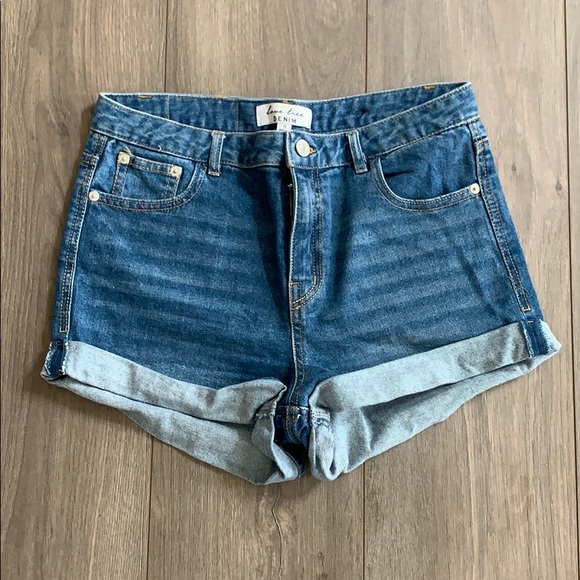 Love Tree Pants - High waist shorts Love Tree Pants - High waist shorts